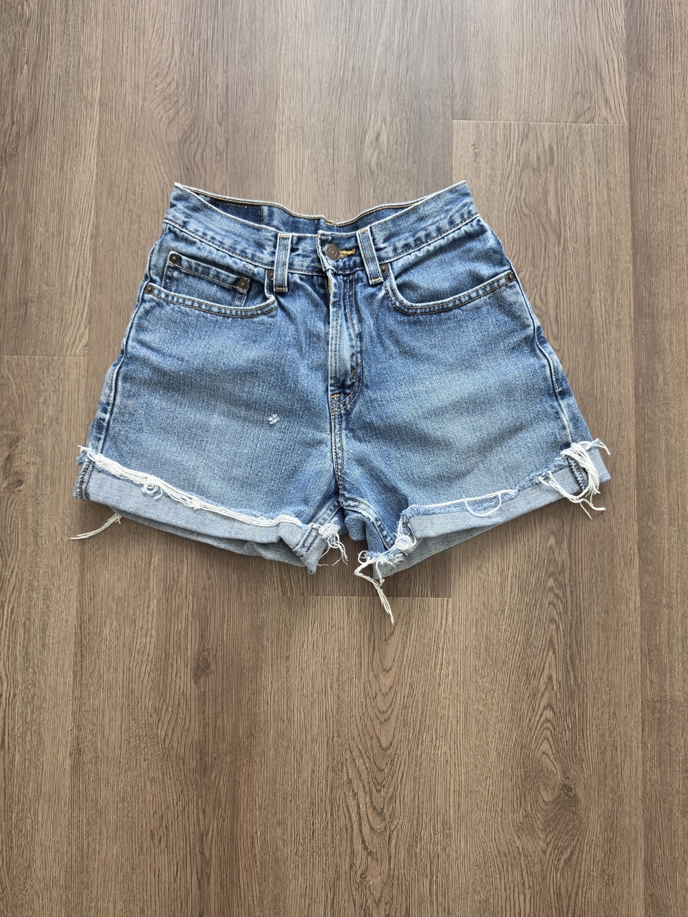 Vintage Levi's Blue High-Waist Rolled Hem Denim Shorts